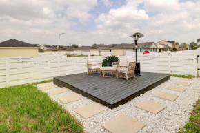 Spacious Houston Home with Private Yard and Fire Pit!